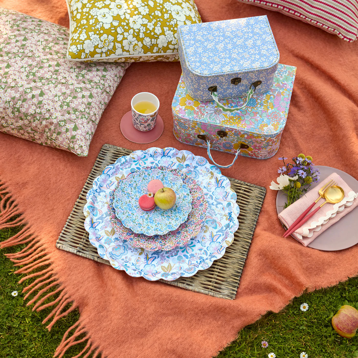 Meri Meri X Liberty Mabelle Tray