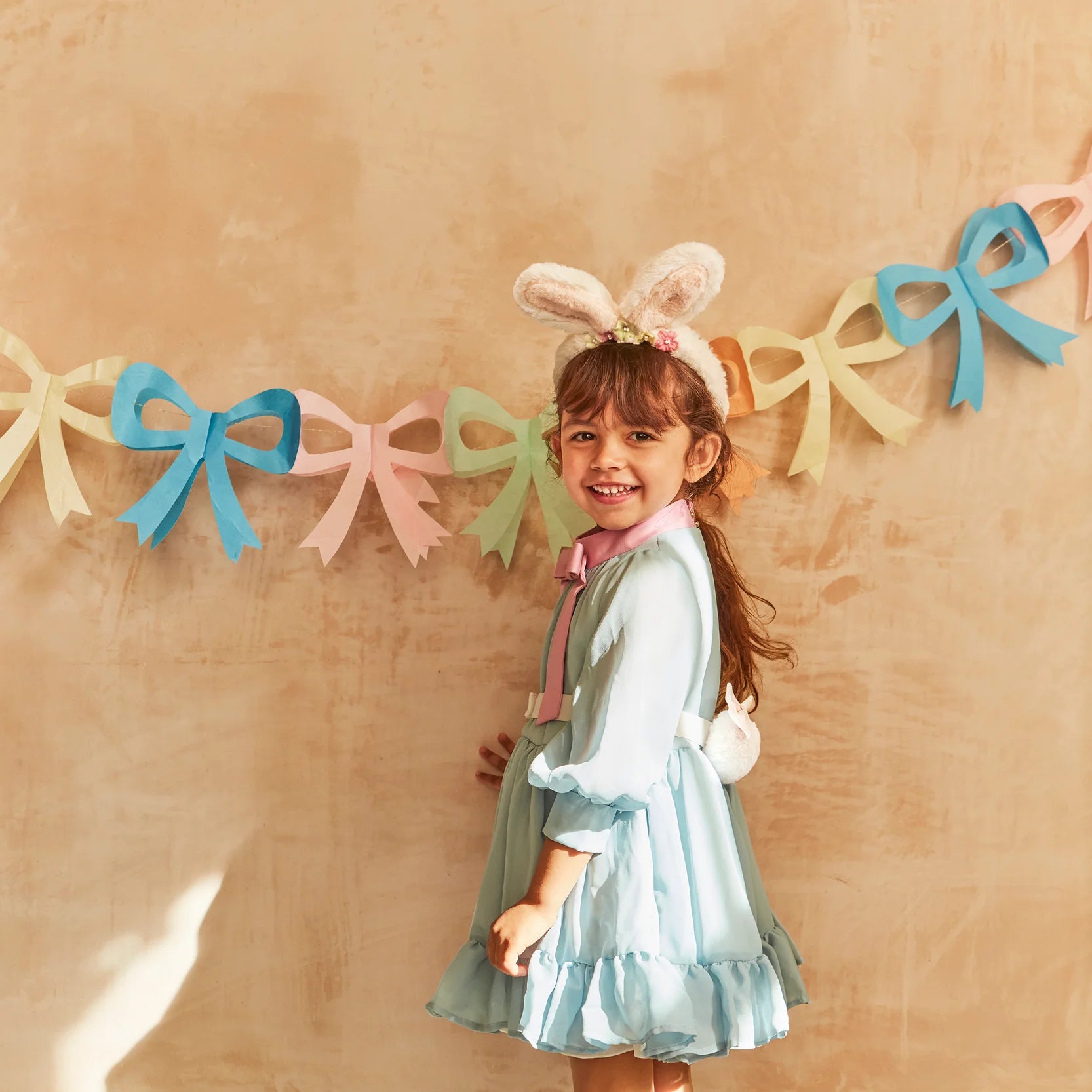 Tissue Paper Bow Garlands - Thumbnail 2
