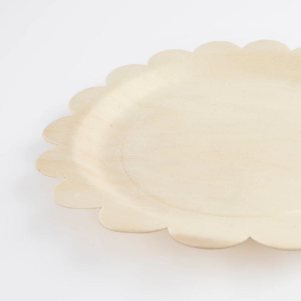 Wooden Scalloped Small Plates