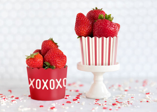Red XOXO Food Cups